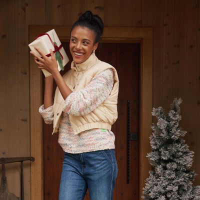 Christmas Clearance - Up to 70% off