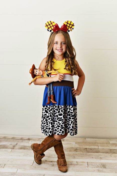 Toy Collection Character Dresses