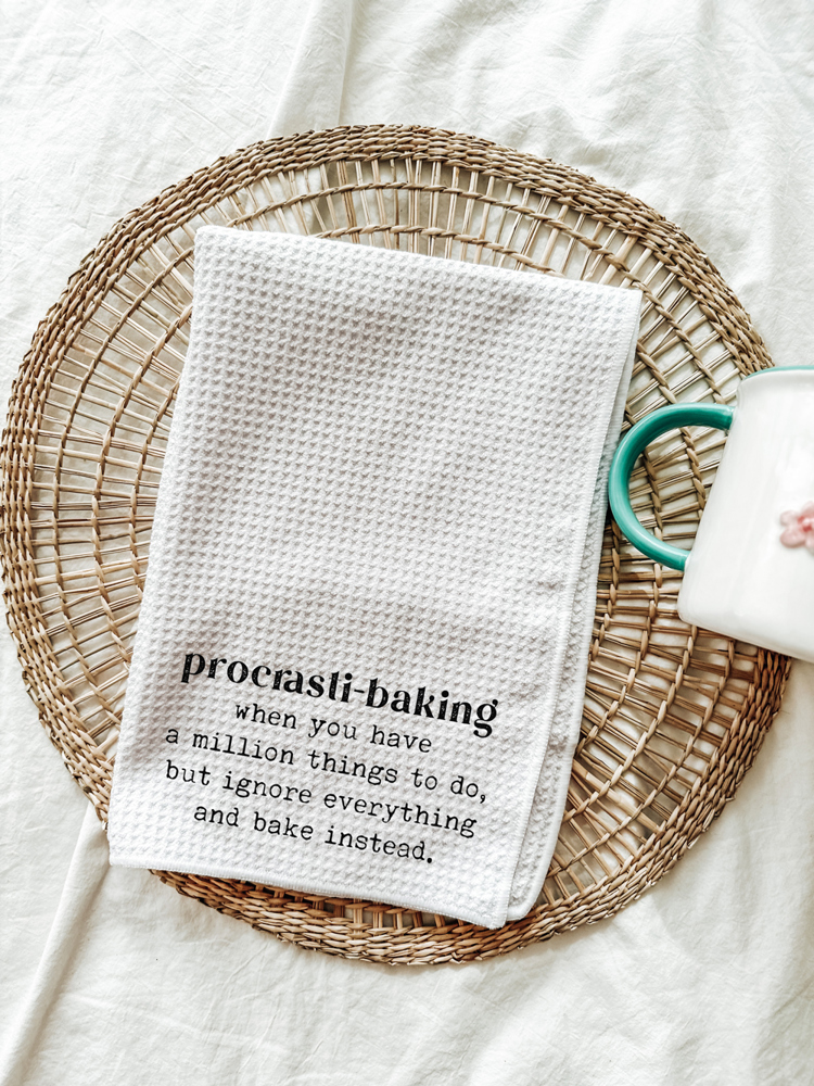 Procrasti-Baking Christmas Kitchen Towel