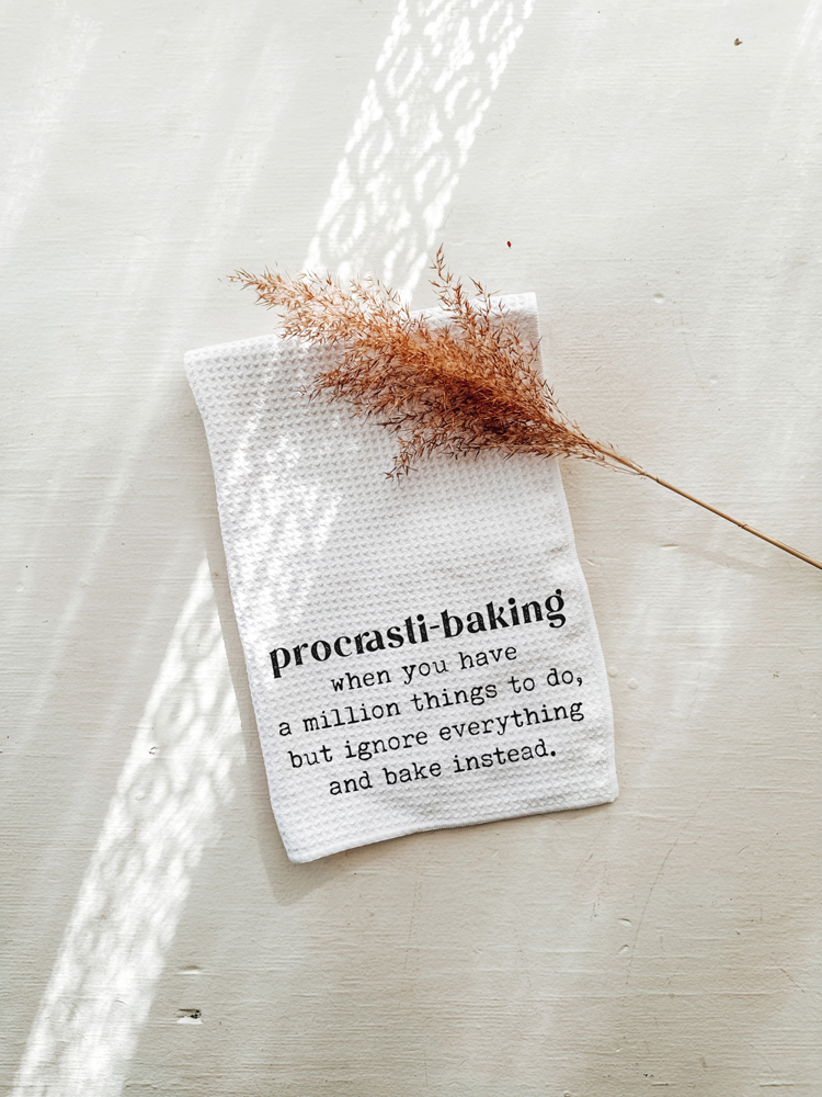 Procrasti-Baking Christmas Kitchen Towel