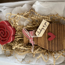  Memorable gifts / wooden flowers / 