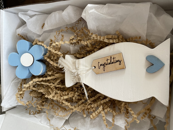 Memorable gifts / wooden flowers / 