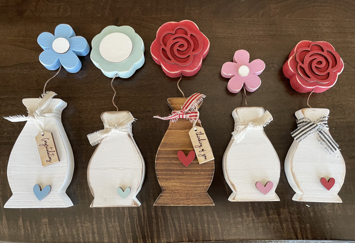 Memorable gifts / wooden flowers / 