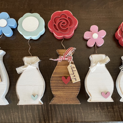 Memorable gifts / wooden flowers / 