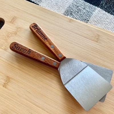 Personalized spatula
