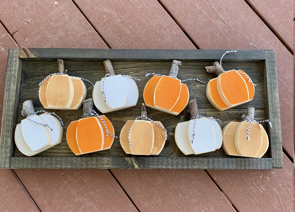 Wooden Pumpkin Set