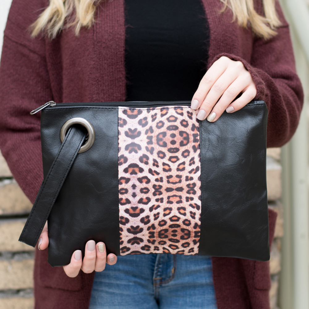 Leopard Dual Tone Clutch | AILI'S CORNER