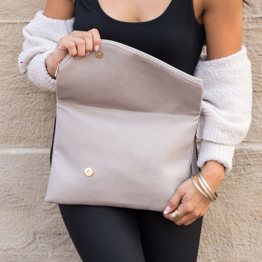 Foldover Envelope Clutch | AILI'S CORNER