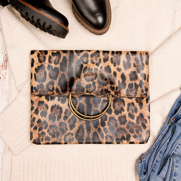 Fold-over O-ring Clutch