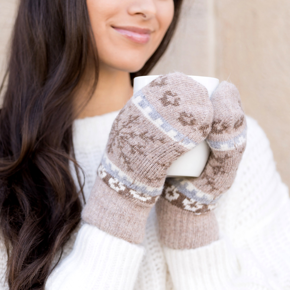 Nordic Snowflake Mittens | AILI'S CORNER