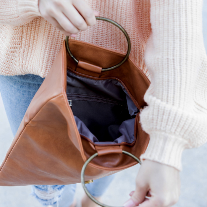 Fold-over O-ring Clutch