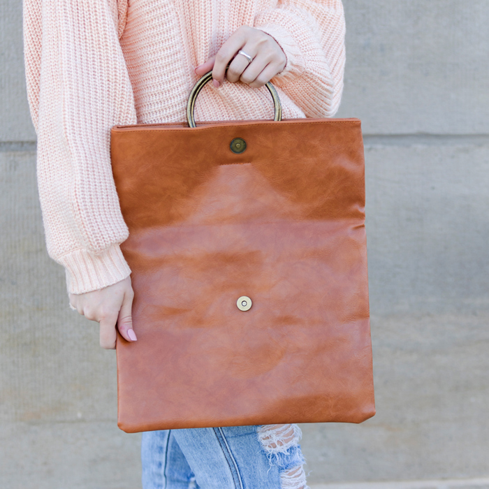 Fold-over O-ring Clutch
