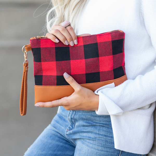 Buffalo Plaid Clutch | AILI'S CORNER