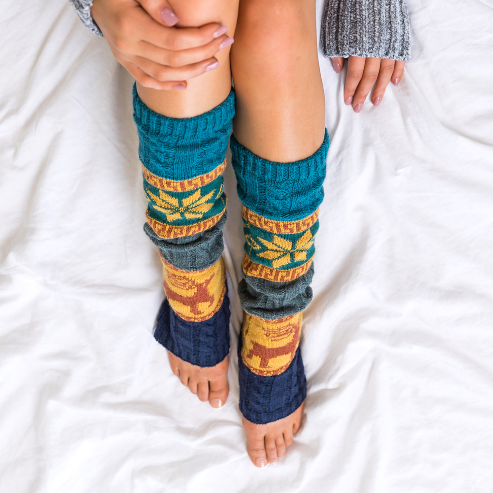 Nordic Snowflake Leg Warmers | AILI'S CORNER