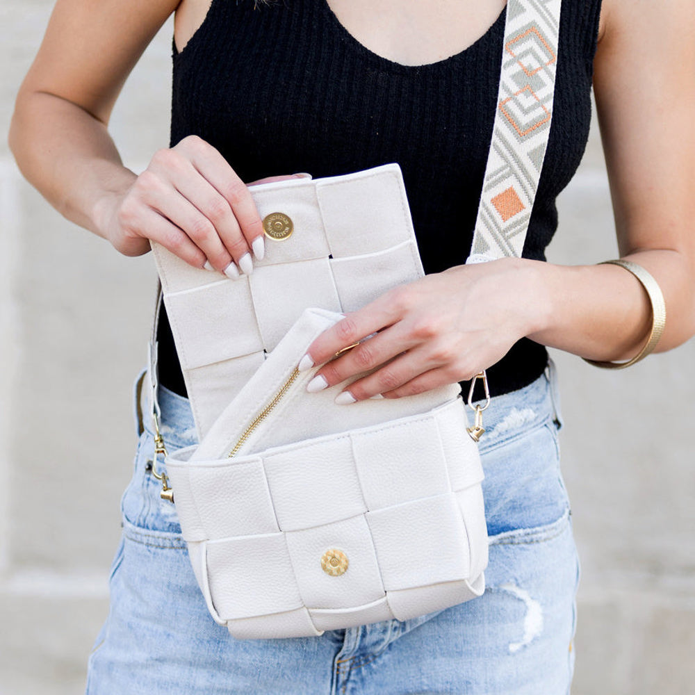 Margot Foldover Leather Crossbody | AILI'S CORNER