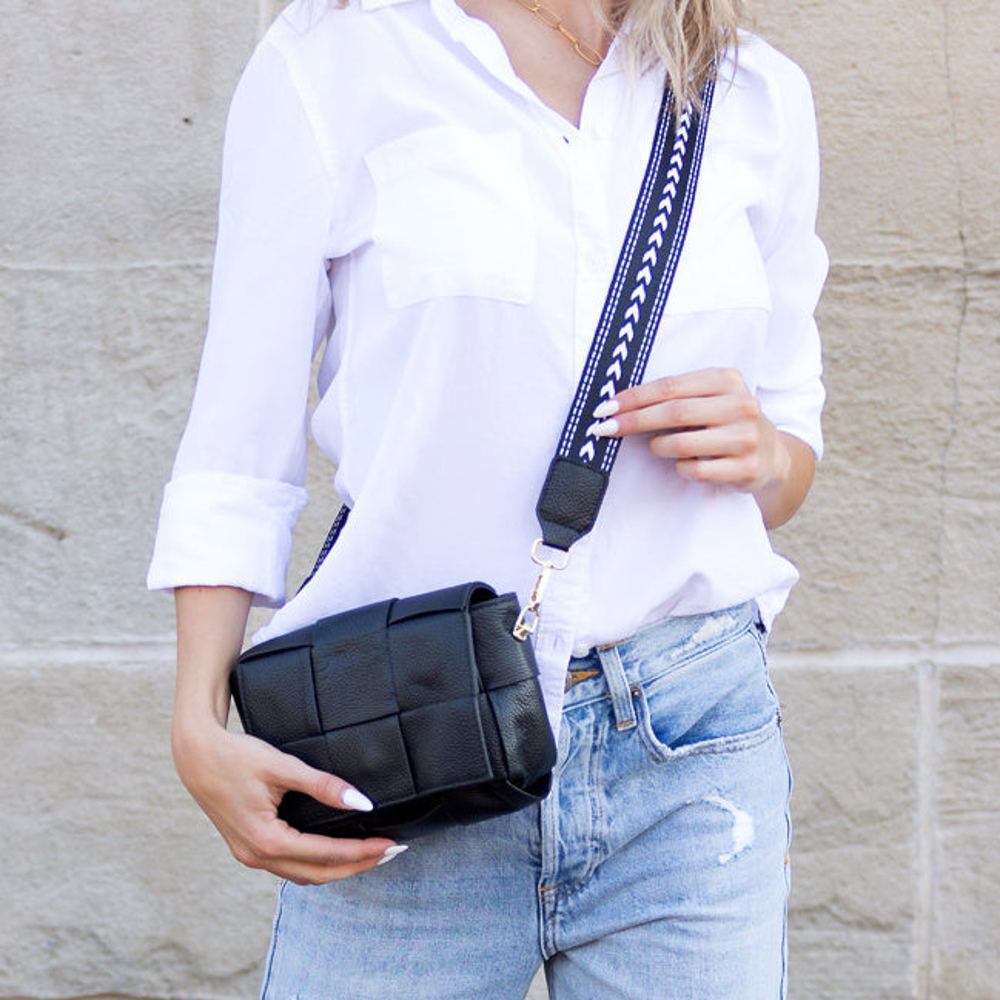 Margot Foldover Leather Crossbody | AILI'S CORNER