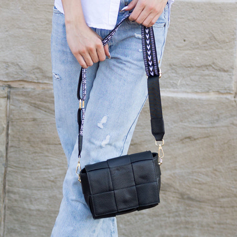 Margot Foldover Leather Crossbody | AILI'S CORNER