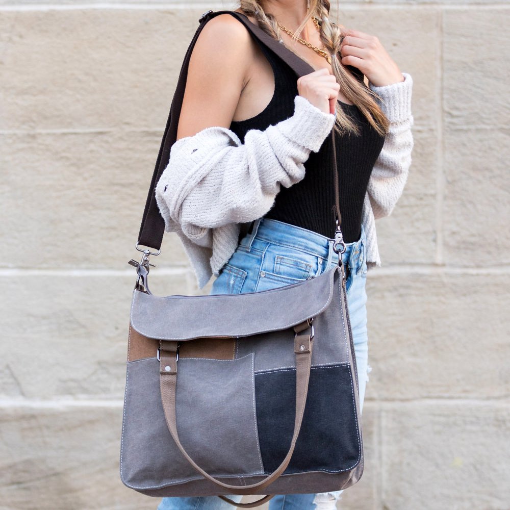 Colorblock Messenger Bag | AILI'S CORNER