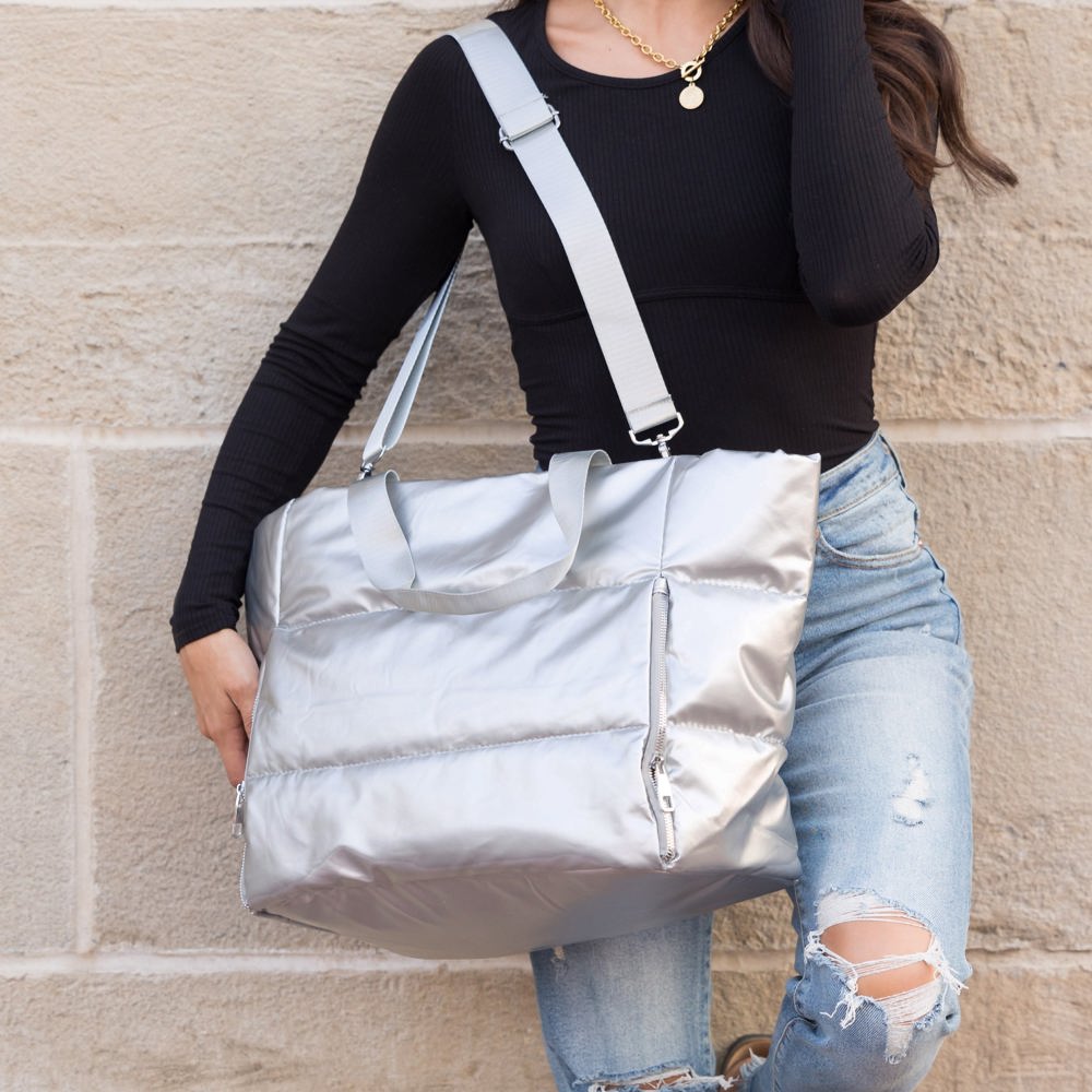 Metallic Puffer Tote | AILI'S CORNER