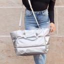  Metallic Puffer Tote | AILI'S CORNER