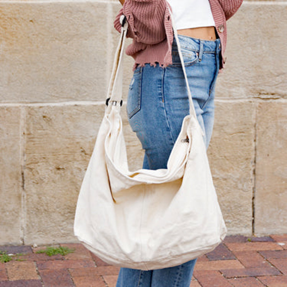 Oversize Canvas Messenger Bag | AILI'S CORNER