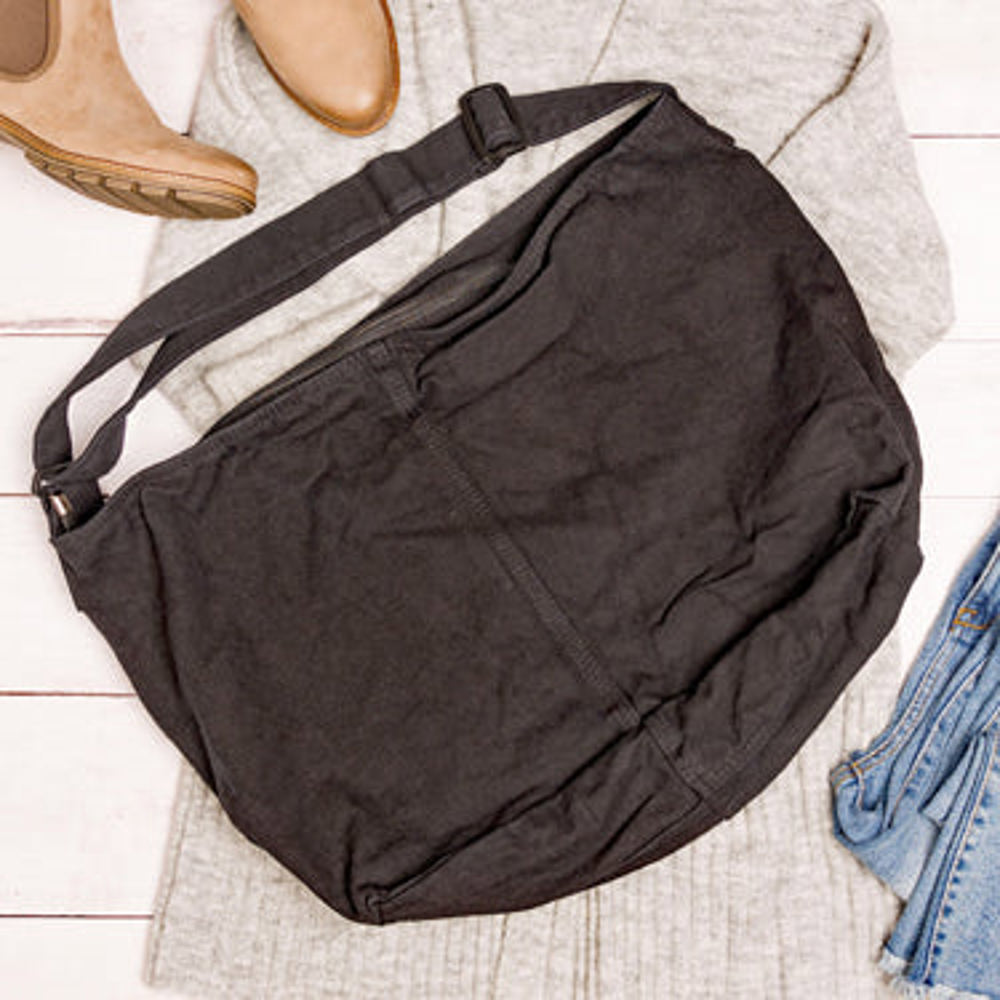 Oversize Canvas Messenger Bag | AILI'S CORNER