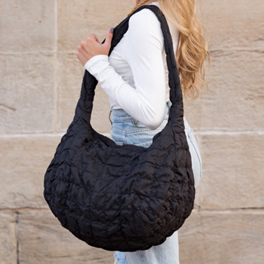 Oversize Quilted Messenger Bag | AILI'S CORNER