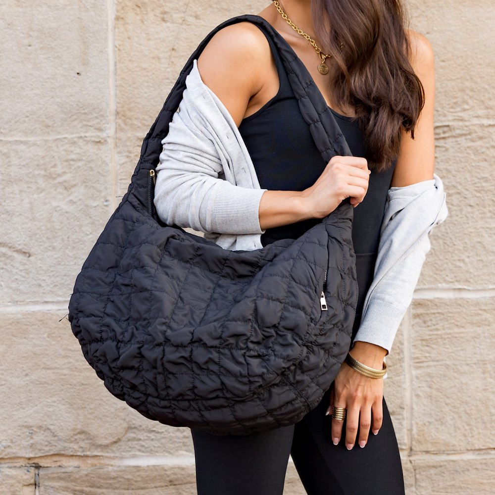 Oversize Quilted Messenger Bag | AILI'S CORNER