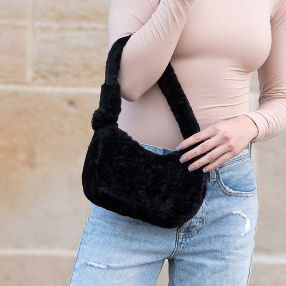 Izzie Plush Shoulder Bag | AILI'S CORNER