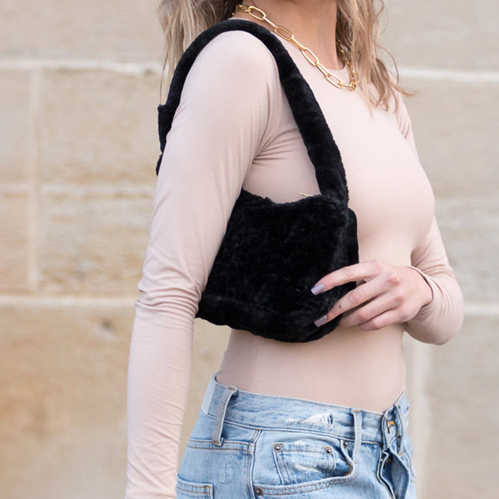 Izzie Plush Shoulder Bag | AILI'S CORNER