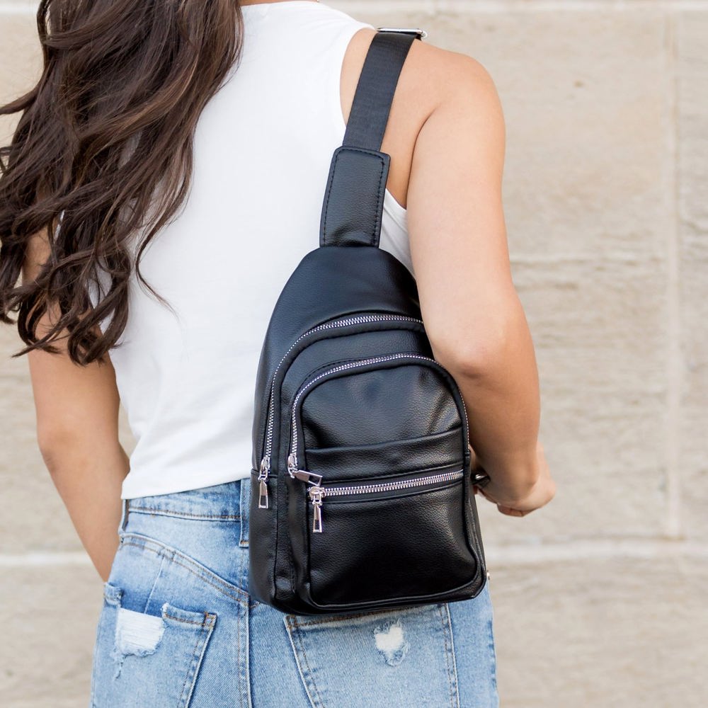 Essential Sling Bag | AILI'S CORNER