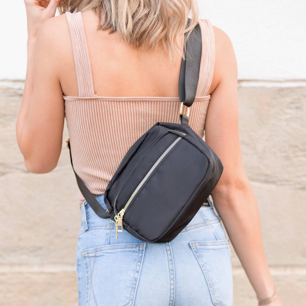 Take Your Shot Camera Crossbody | AILI'S CORNER