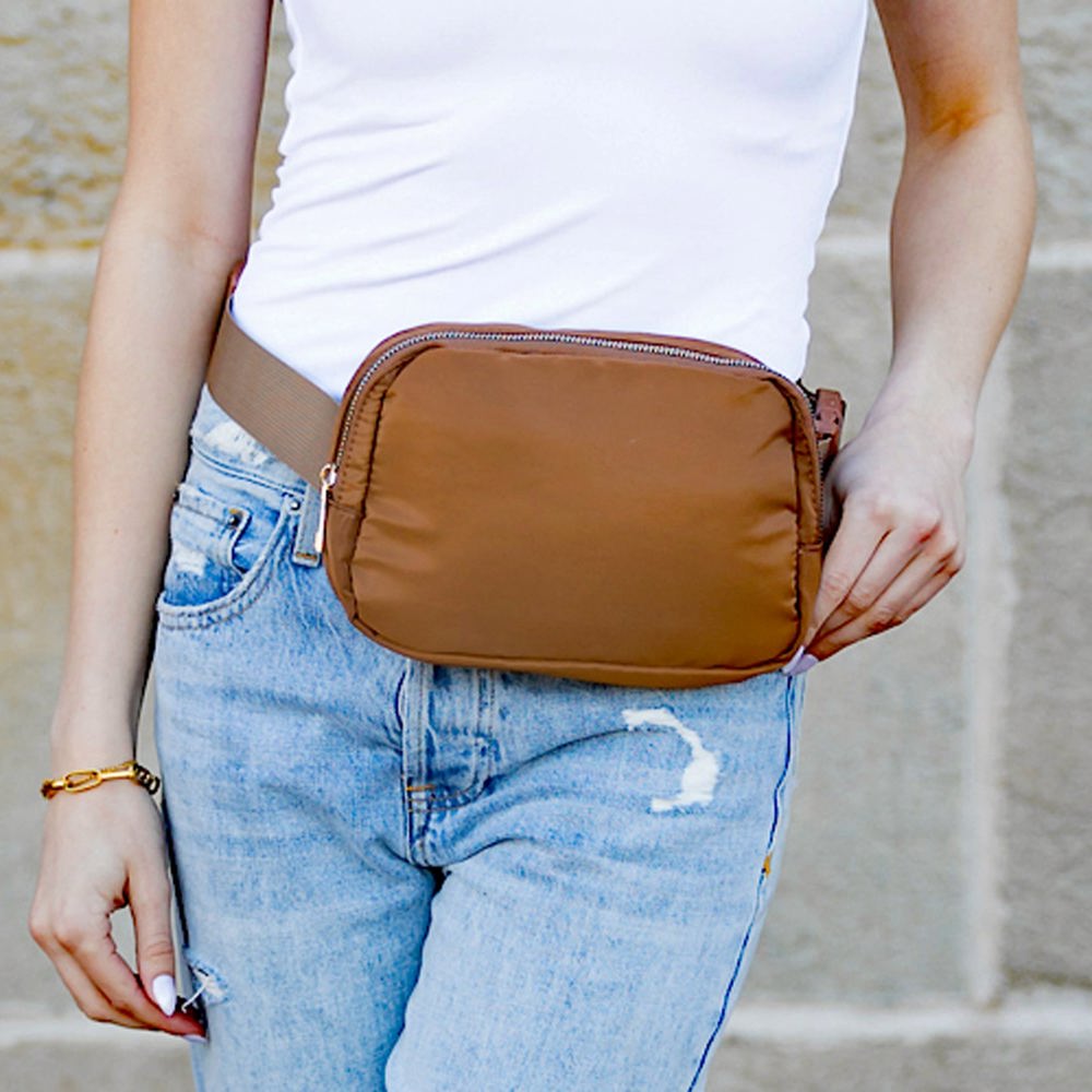 Roam 2L Oversize Nylon Sling Belt Bag | AILI'S CORNER