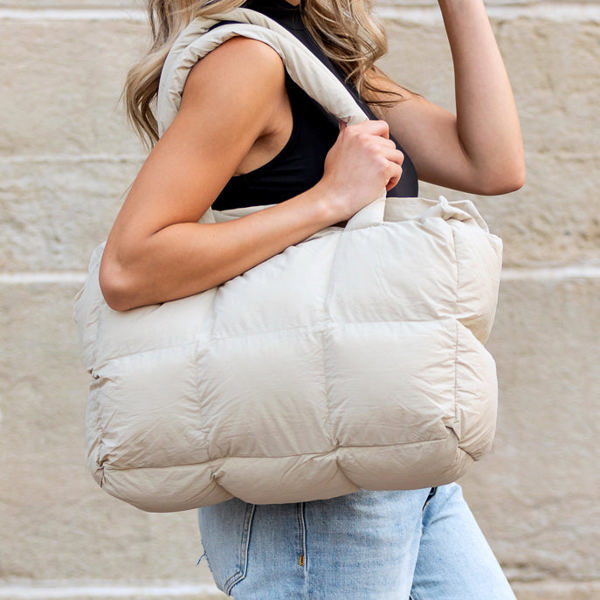 Daphne Puffer Tote | AILI'S CORNER | Jane.com