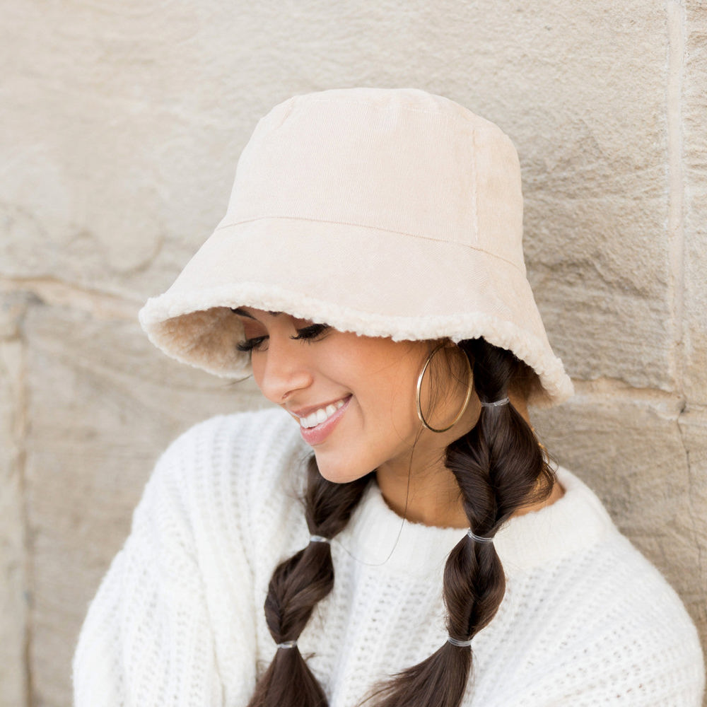 Reversible Sherpa Boucle Bucket Hat | AILI'S CORNER