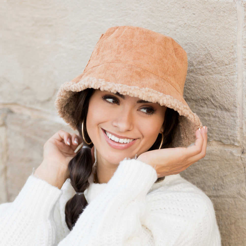 Reversible Sherpa Boucle Bucket Hat | AILI'S CORNER