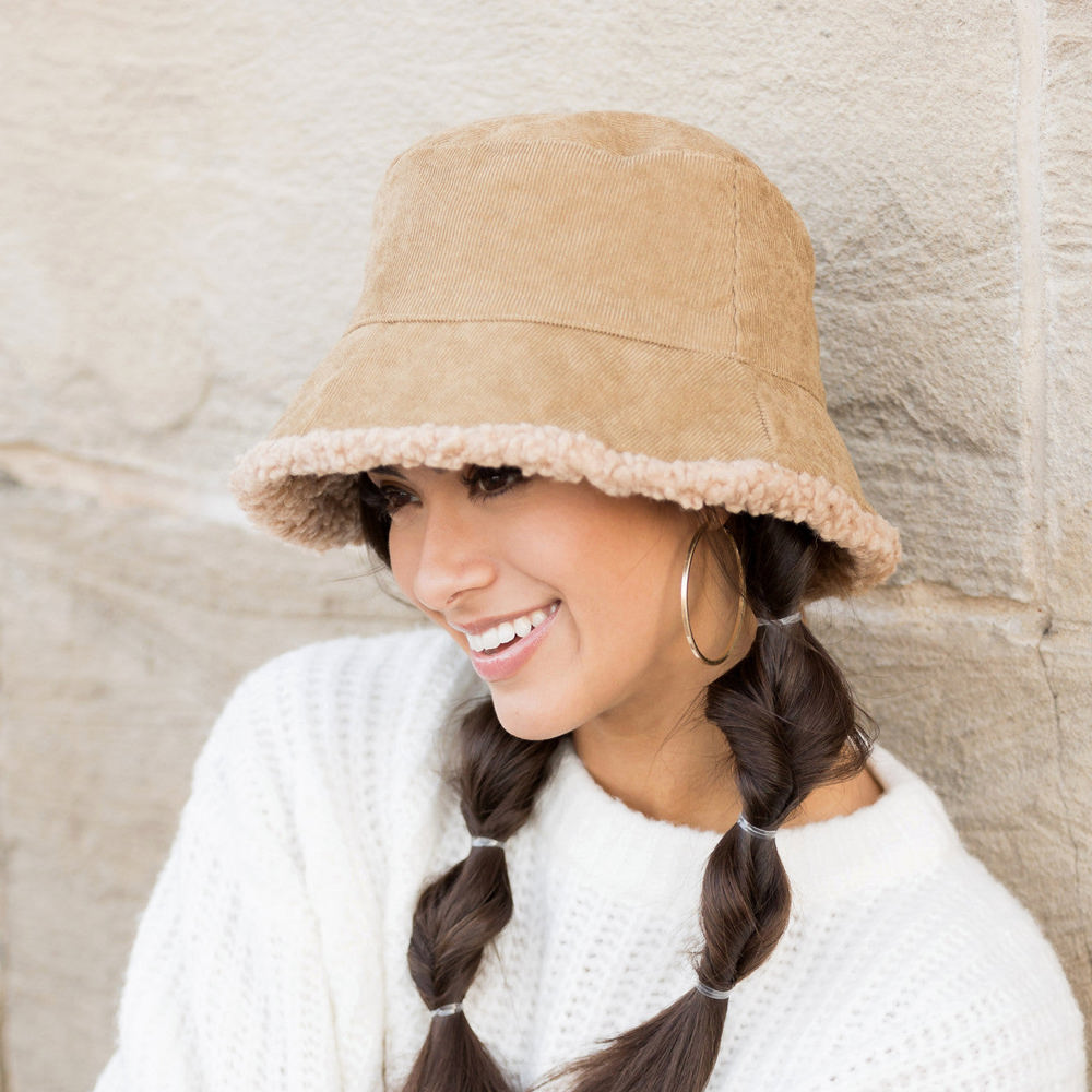 Reversible Sherpa Boucle Bucket Hat | AILI'S CORNER