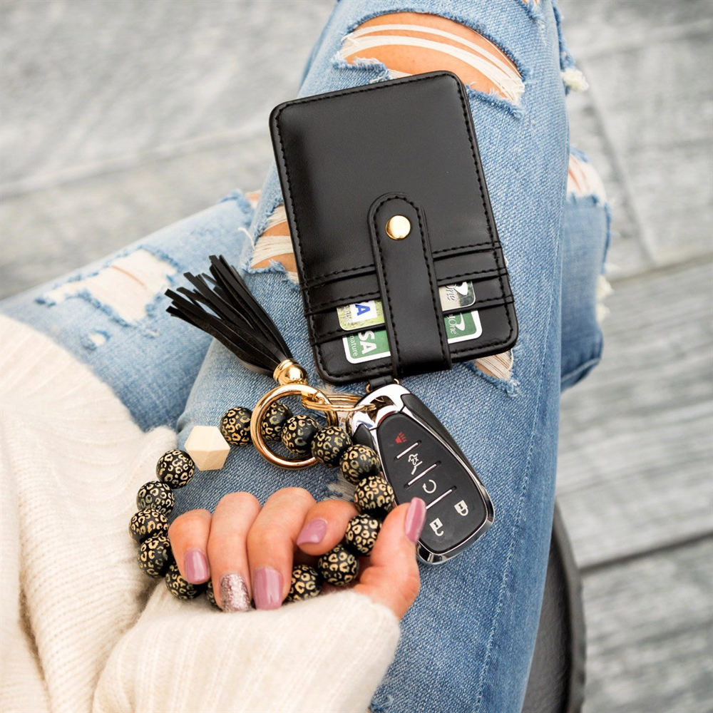 Leopard Beaded Key Ring Wallet Bracelet | AILI'S CORNER