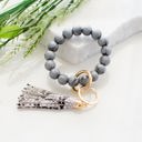 Gray Silicone Key Ring Bracelet | AILI'S CORNER