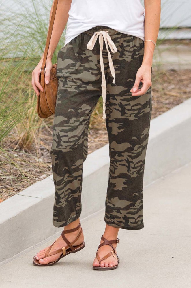 Cropped Camo Lounge Pants