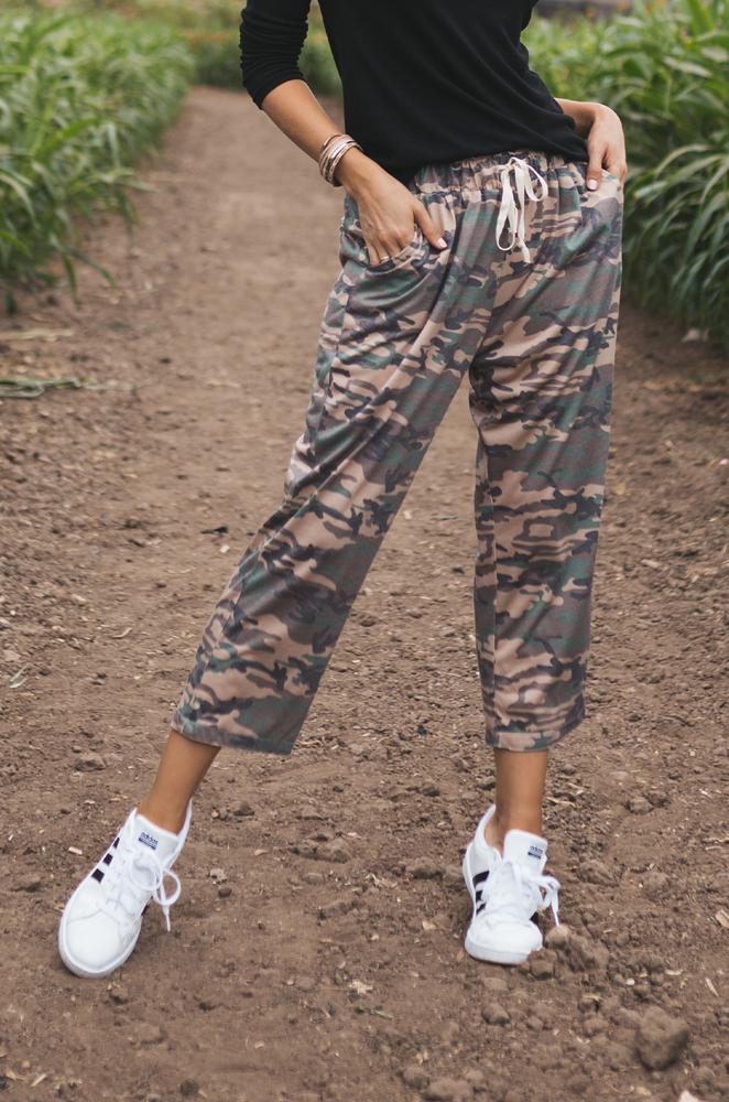 Cropped Camo Lounge Pants