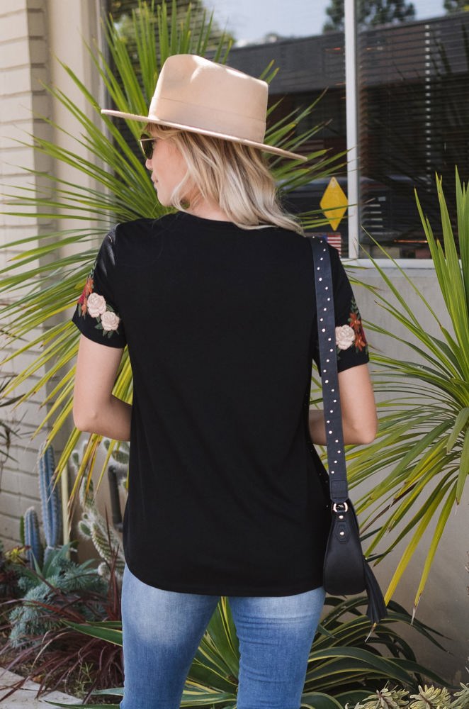 Embroidered Short Sleeve T-Shirt