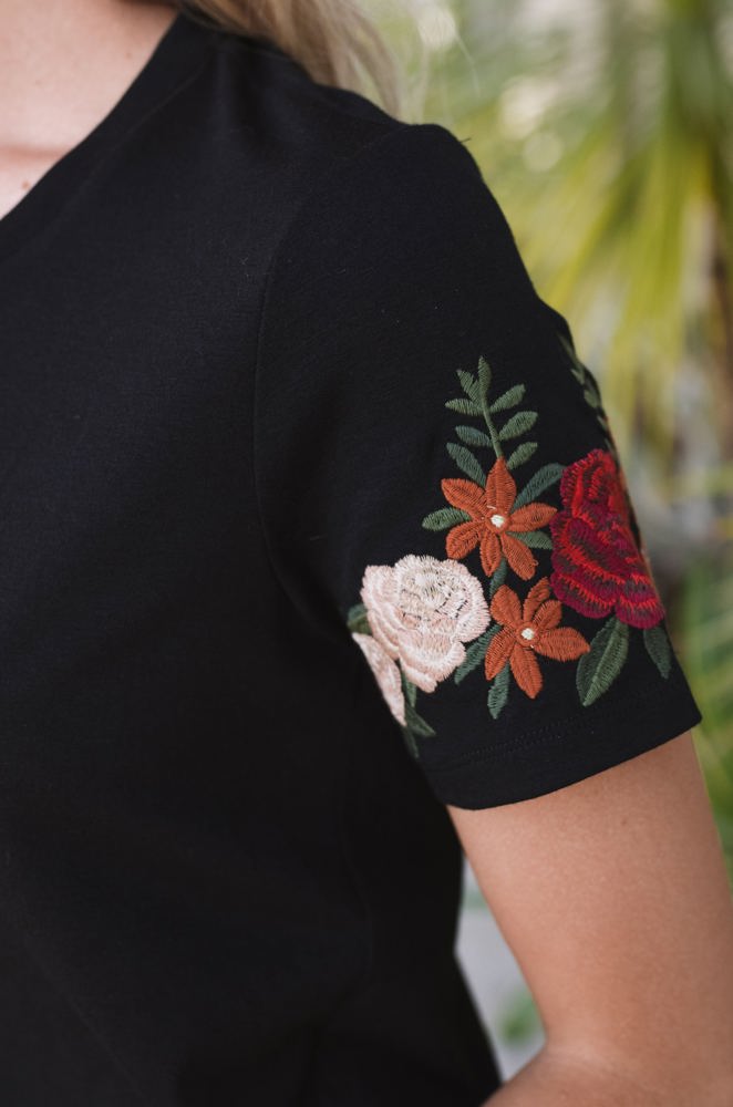 Embroidered Short Sleeve T-Shirt