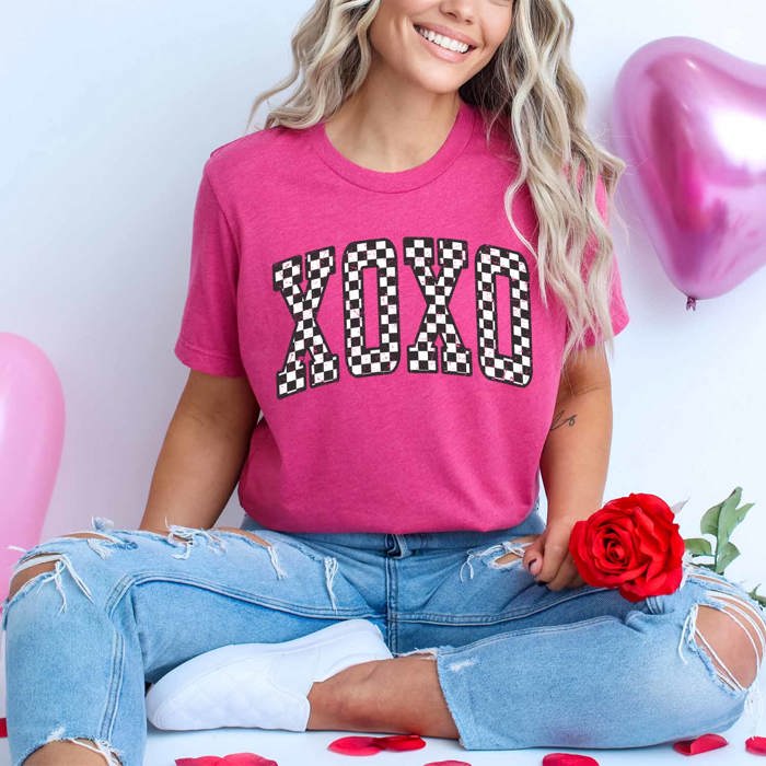 Valentines Day XOXO Women Graphic Tee