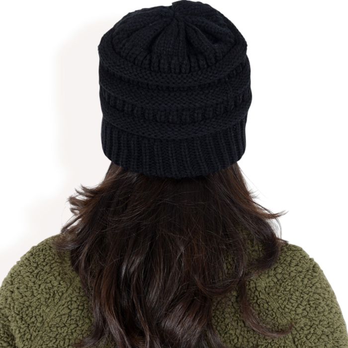 Women's Satin-Lined Knit Beanie for Hair Protection and Moisture Retention in a Cozy Slouch Design