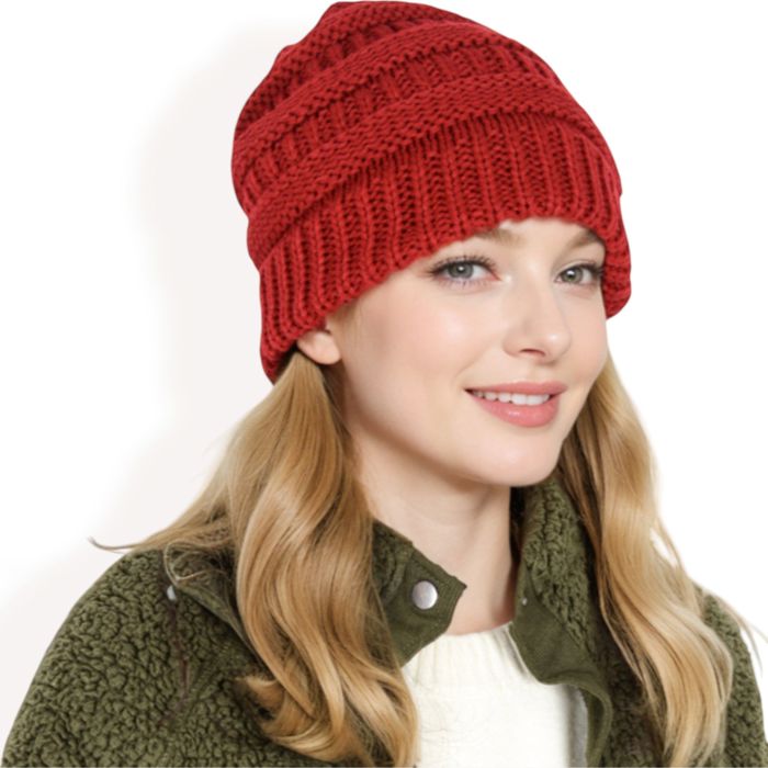 Women's Satin-Lined Knit Beanie for Hair Protection and Moisture Retention in a Cozy Slouch Design