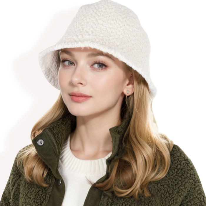 Women's High Pile Fleece Bucket Hat with Soft Textured Fabric and Modern Casual Design