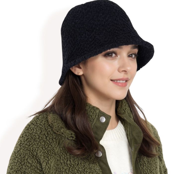 Women's High Pile Fleece Bucket Hat with Soft Textured Fabric and Modern Casual Design