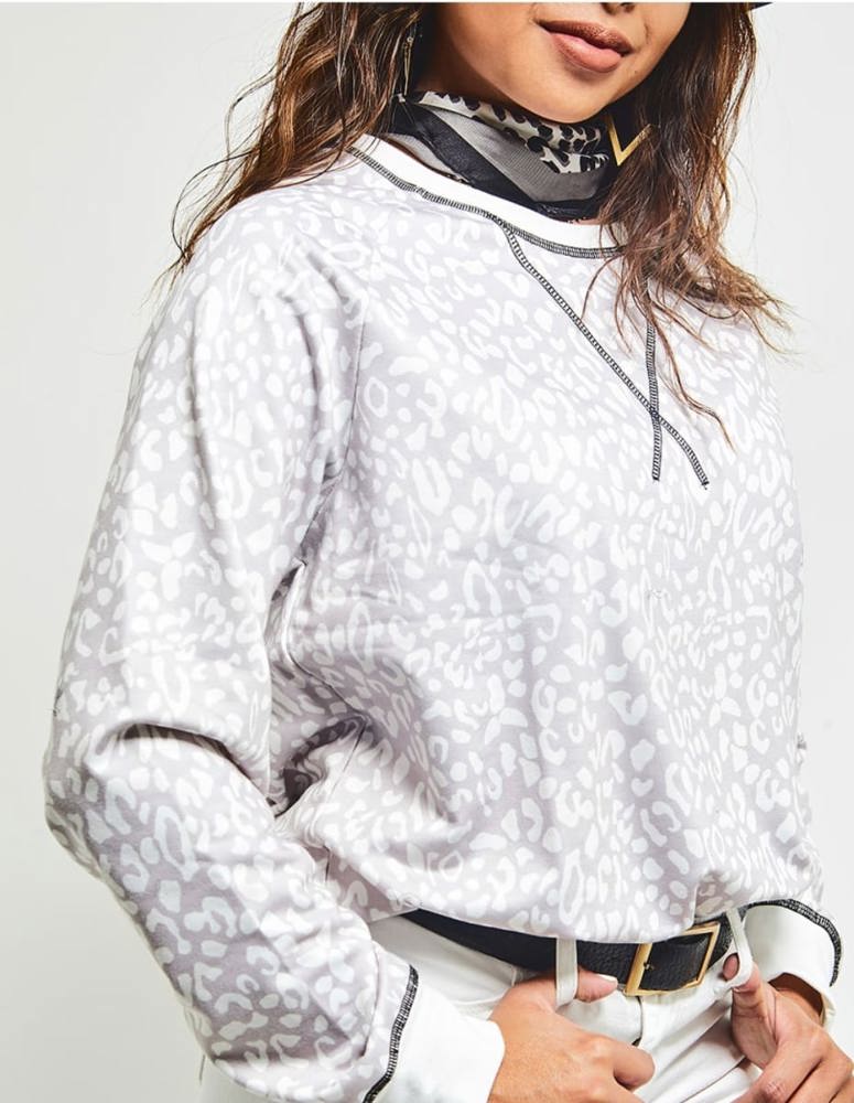 Leopard Print Long Sleeve Top with Crew Neck and Ribbed Cuffs