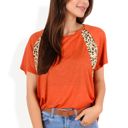 Orange Large Short Sleeve Casual T-Shirt with Leopard Print Accents and Raglan Sleeves for Everyday Wear